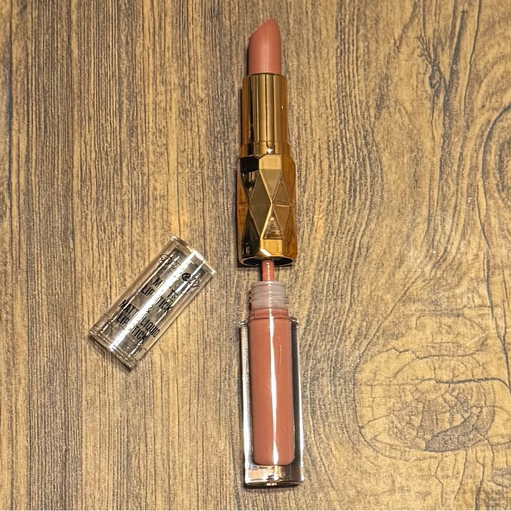 BB&W WANNABE matte Luxurious Nude Lipstick and gloss duo